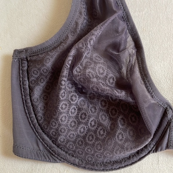 Victoria Secret unlined, underwire, sheer bra, 34D - Picture 3 of 10